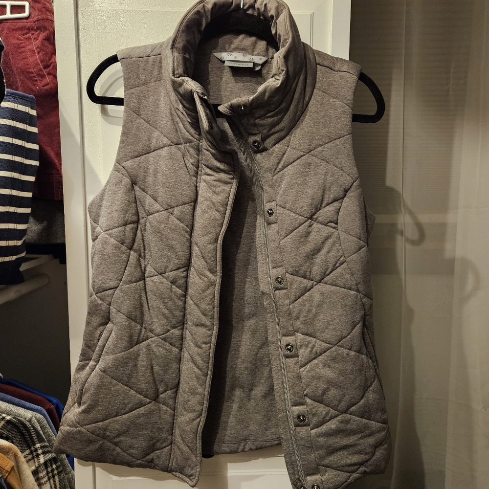 Athleta Womens Gray Quilted Vest - Picture 6 of 6